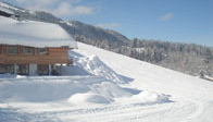 Apartment next to the slope